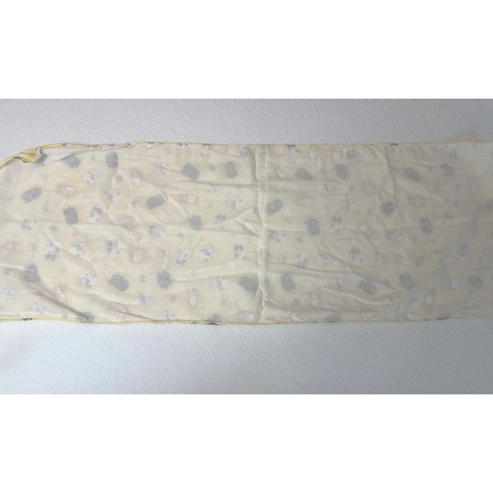 MIKURA Fortune Cat Japanese Towel,‎ Small, Yellow 13L 33W